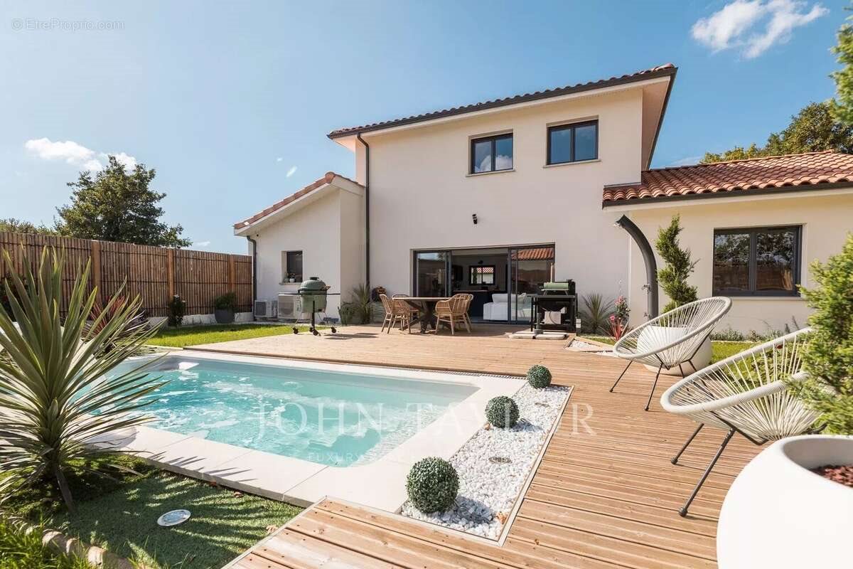 Maison à vendre, 167m², Mimizan