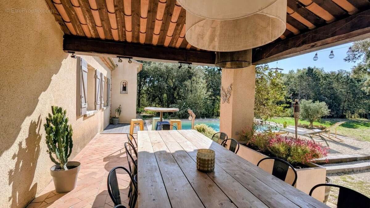 Maison à vendre, 175m², Lauris