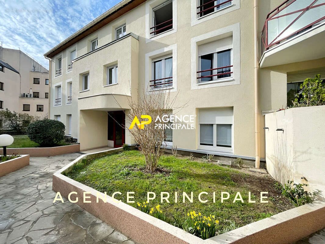 Appartement à vendre, 74m², Argenteuil