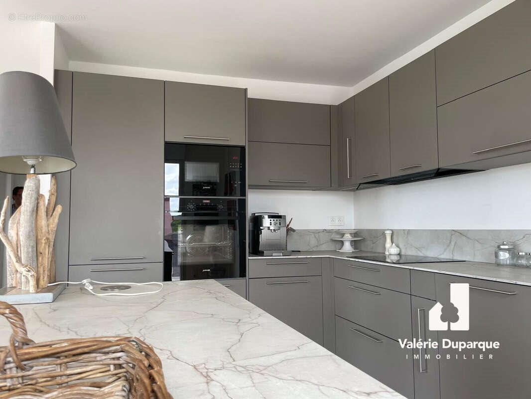 Appartement à vendre, 81m², Mouvaux