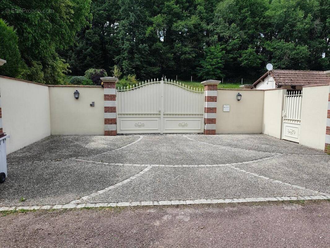 Maison à vendre, 177m², Mareuil-sur-Cher