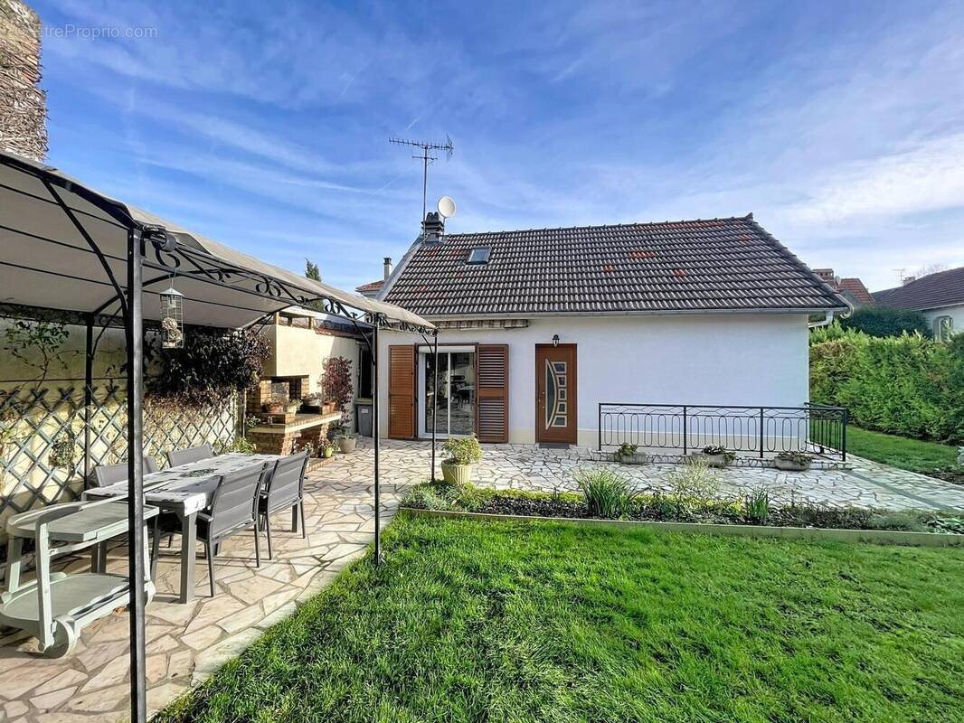 Maison à vendre, 75m², Orly