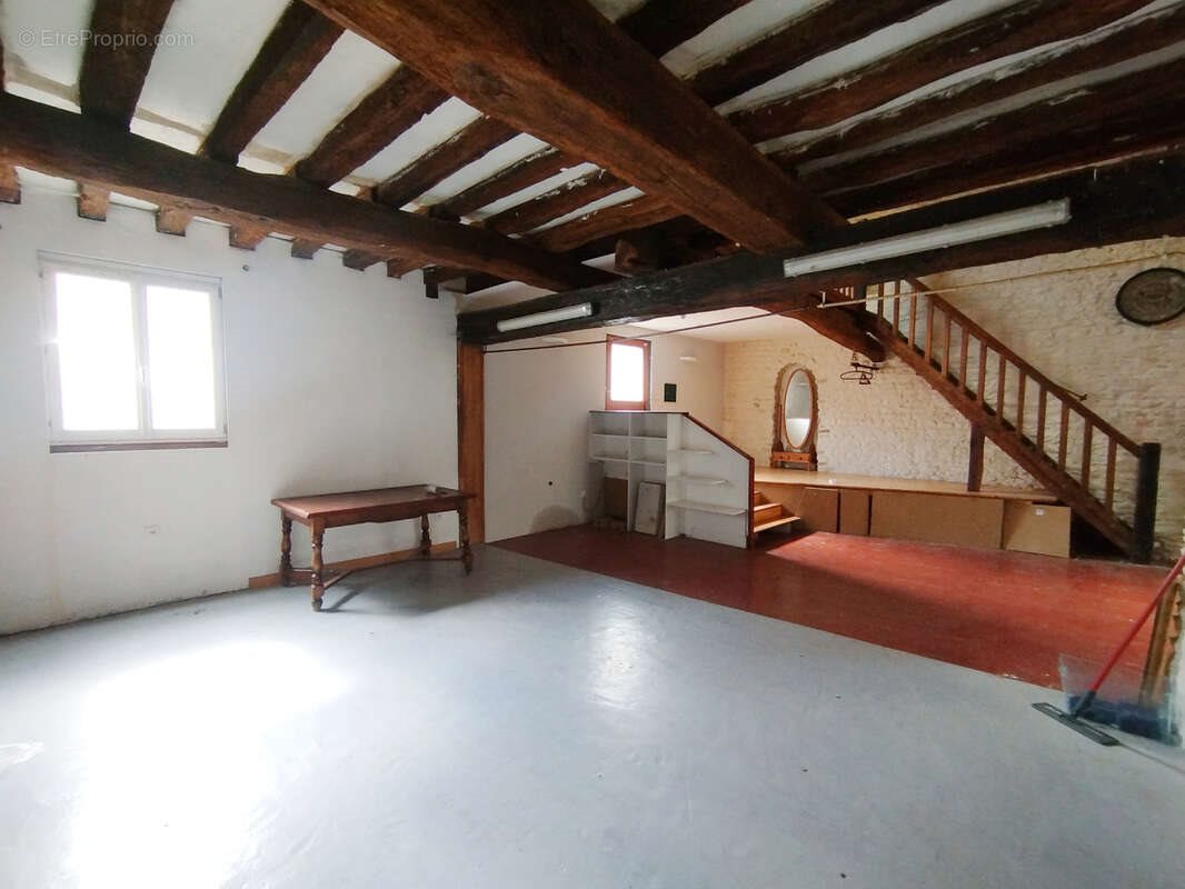 Maison à vendre, 178m², Pouant