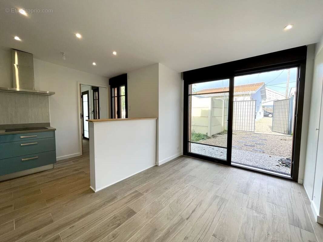 Appartement à vendre, 37m², Mérignac
