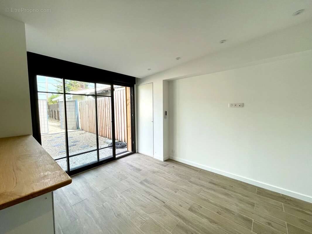 Appartement à vendre, 37m², Mérignac