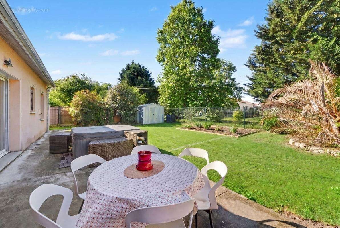 Maison à vendre, 92m², Saint-Hilaire