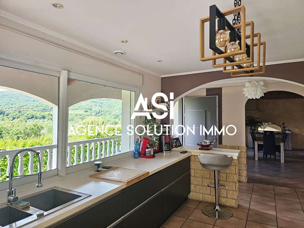 Maison à vendre, 153m², Viviers
