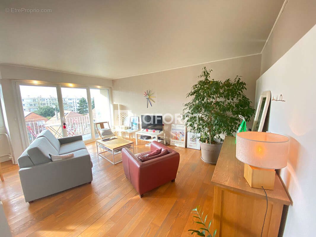 Appartement à vendre, 73m², Rueil-Malmaison
