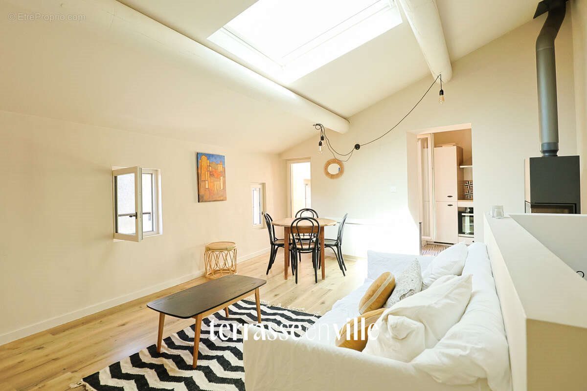 Maison à vendre, 73m², Éguilles