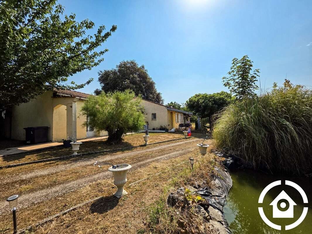Maison à vendre, 140m², Châteaubernard