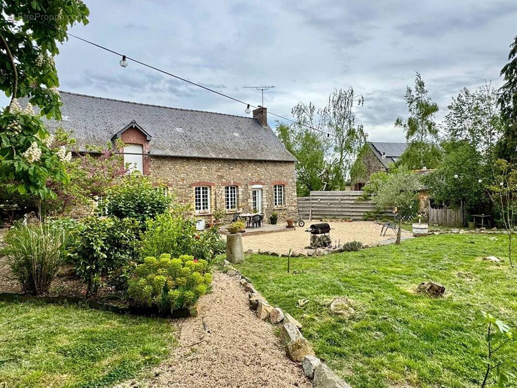 Maison à vendre, 145m², Louvigné-de-Bais