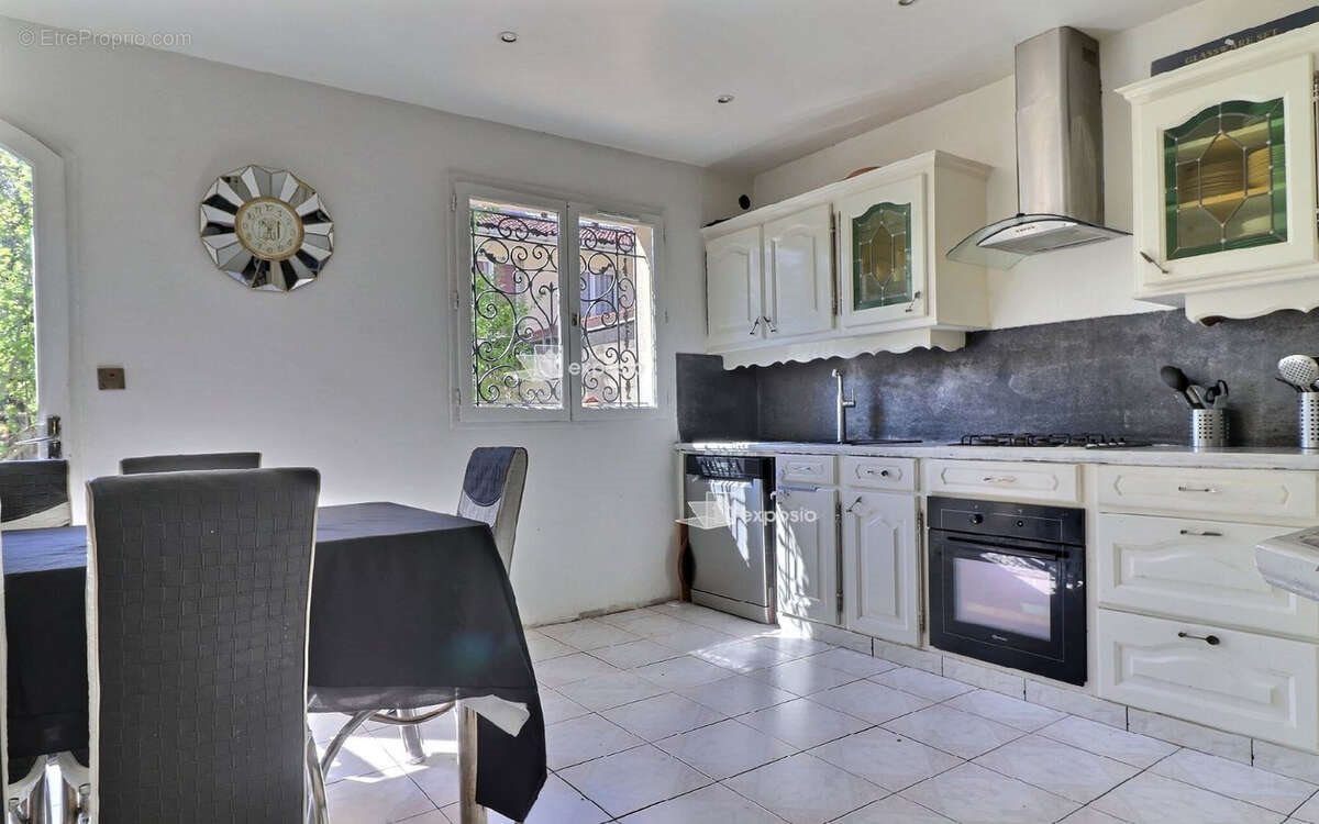 Maison à vendre, 111m², Bondy