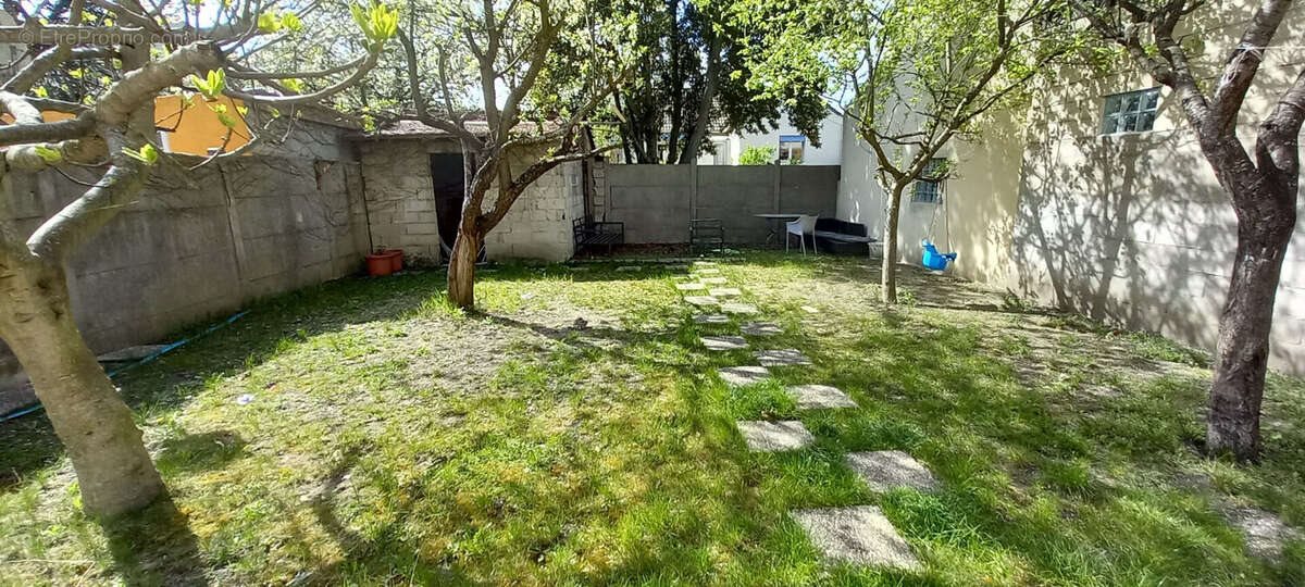 Maison à vendre, 111m², Bondy