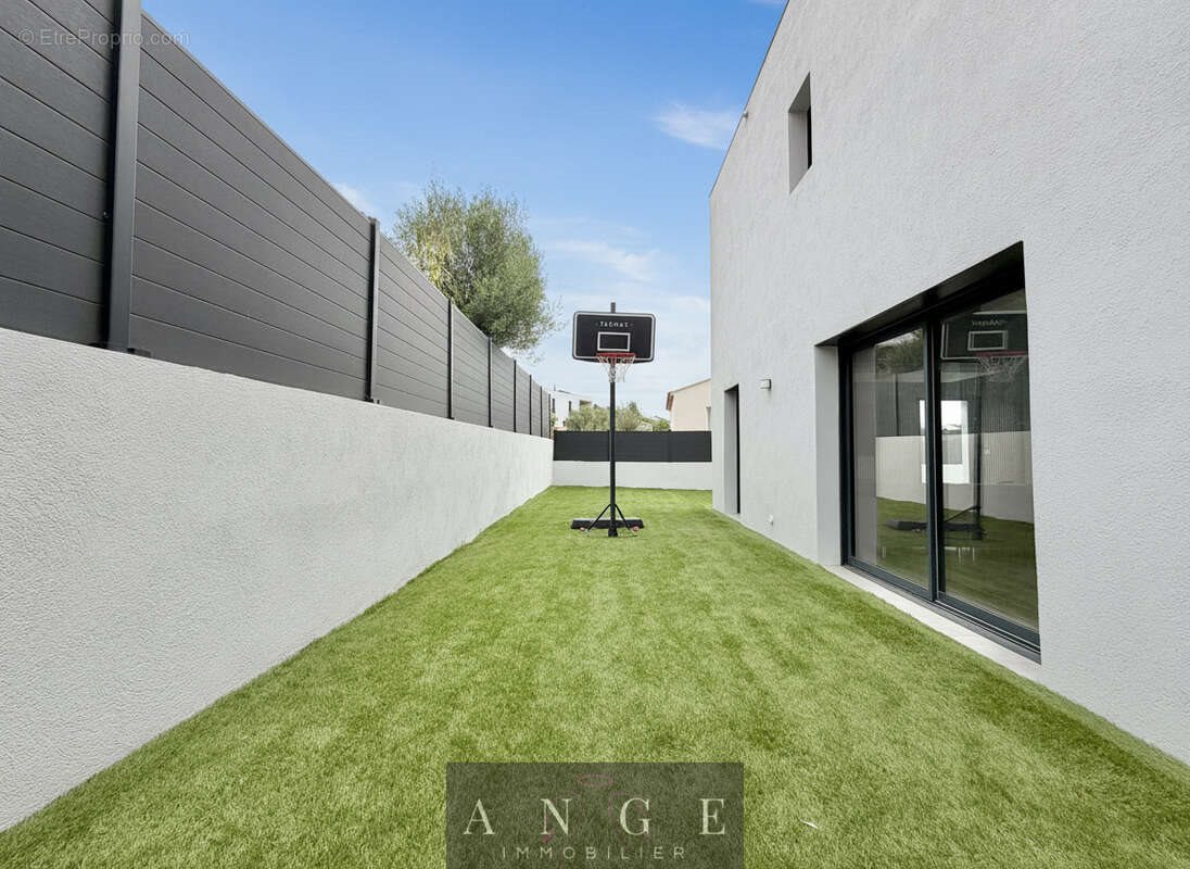 Maison à vendre, 110m², La Garde