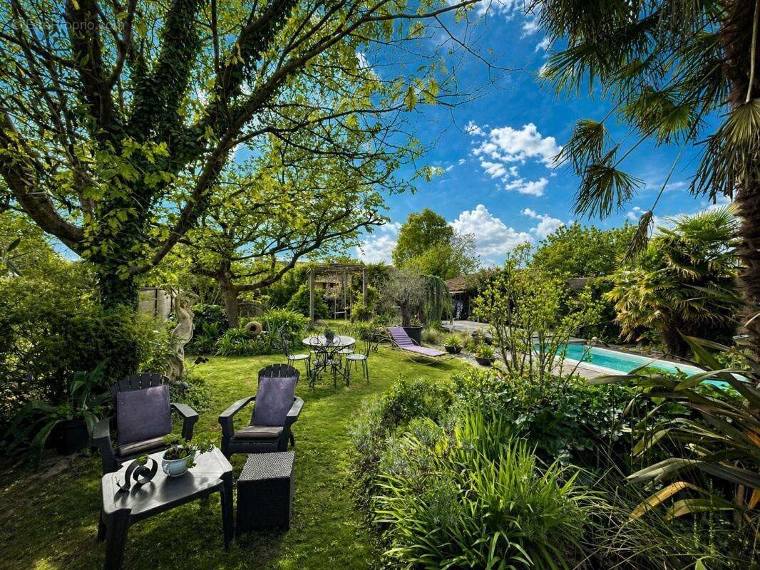 Maison à vendre, 180m², La Chevrolière