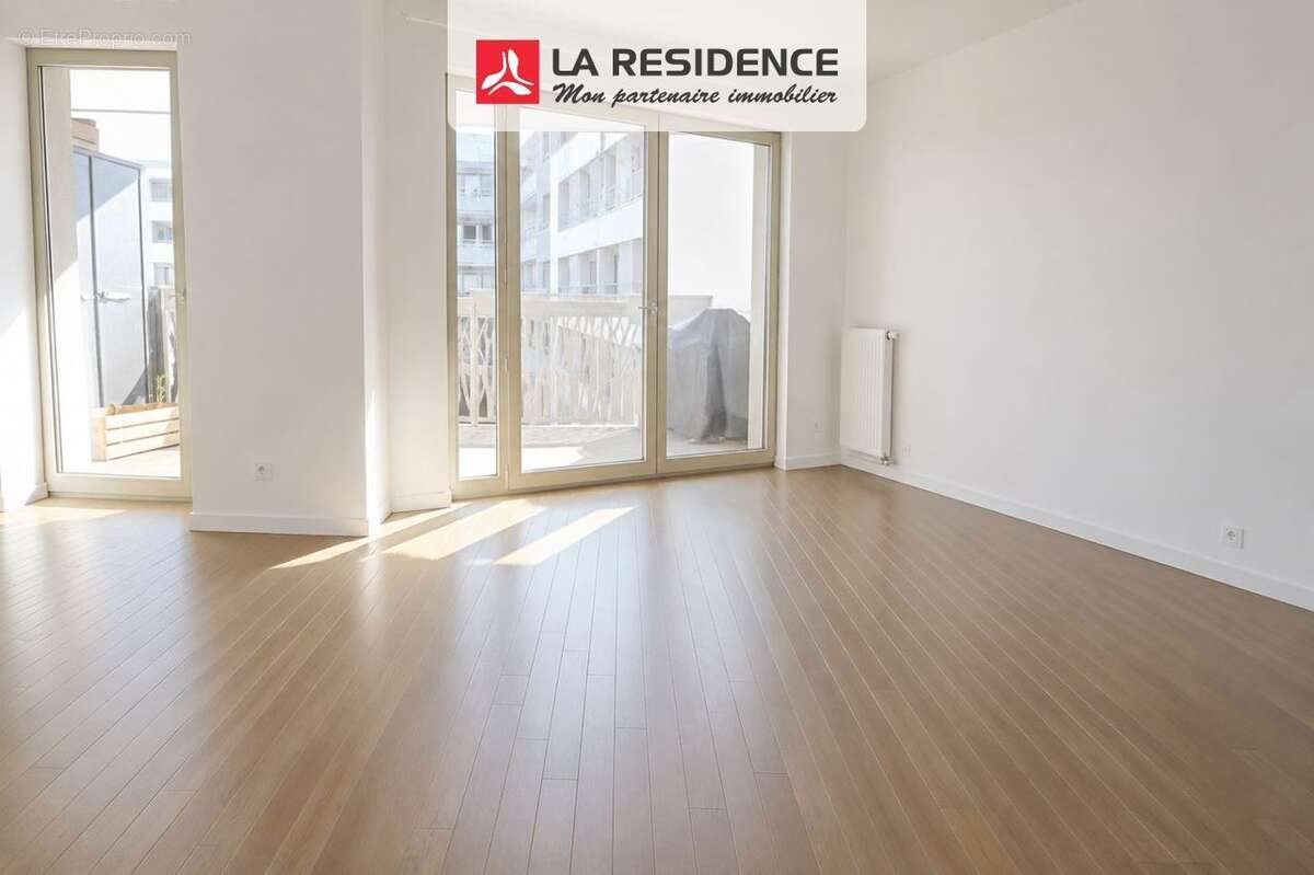 Appartement à vendre, 65m², Saint-Cyr-l'Ecole