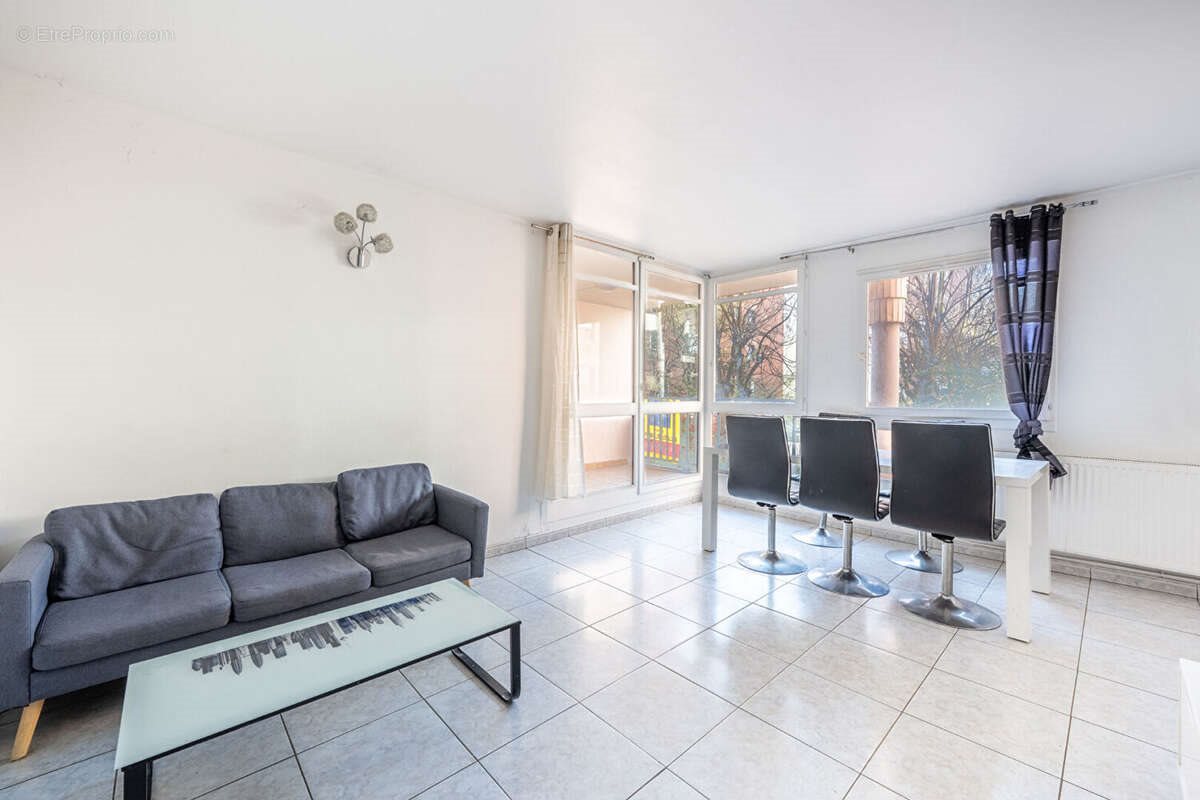 Appartement à vendre, 83m², Cergy