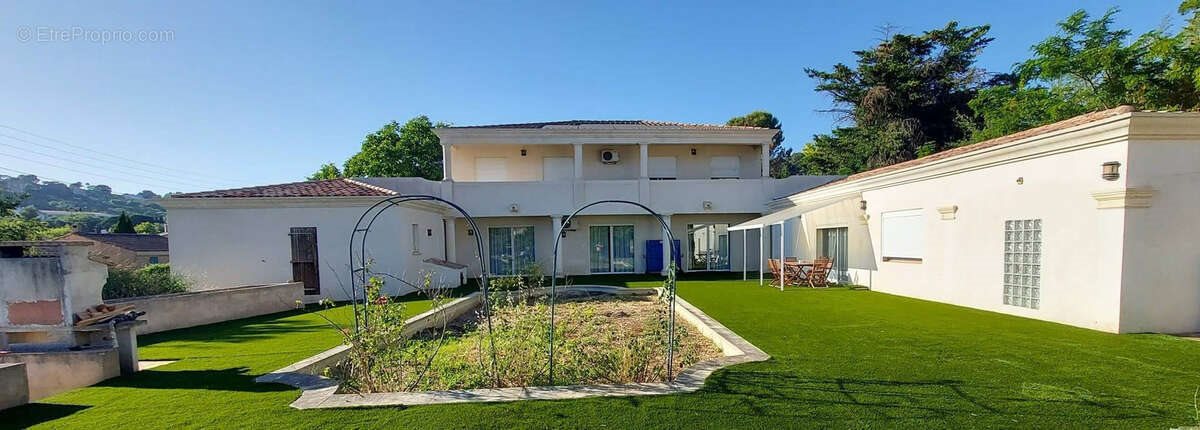 Maison à vendre, 334m², Marseille 12ème