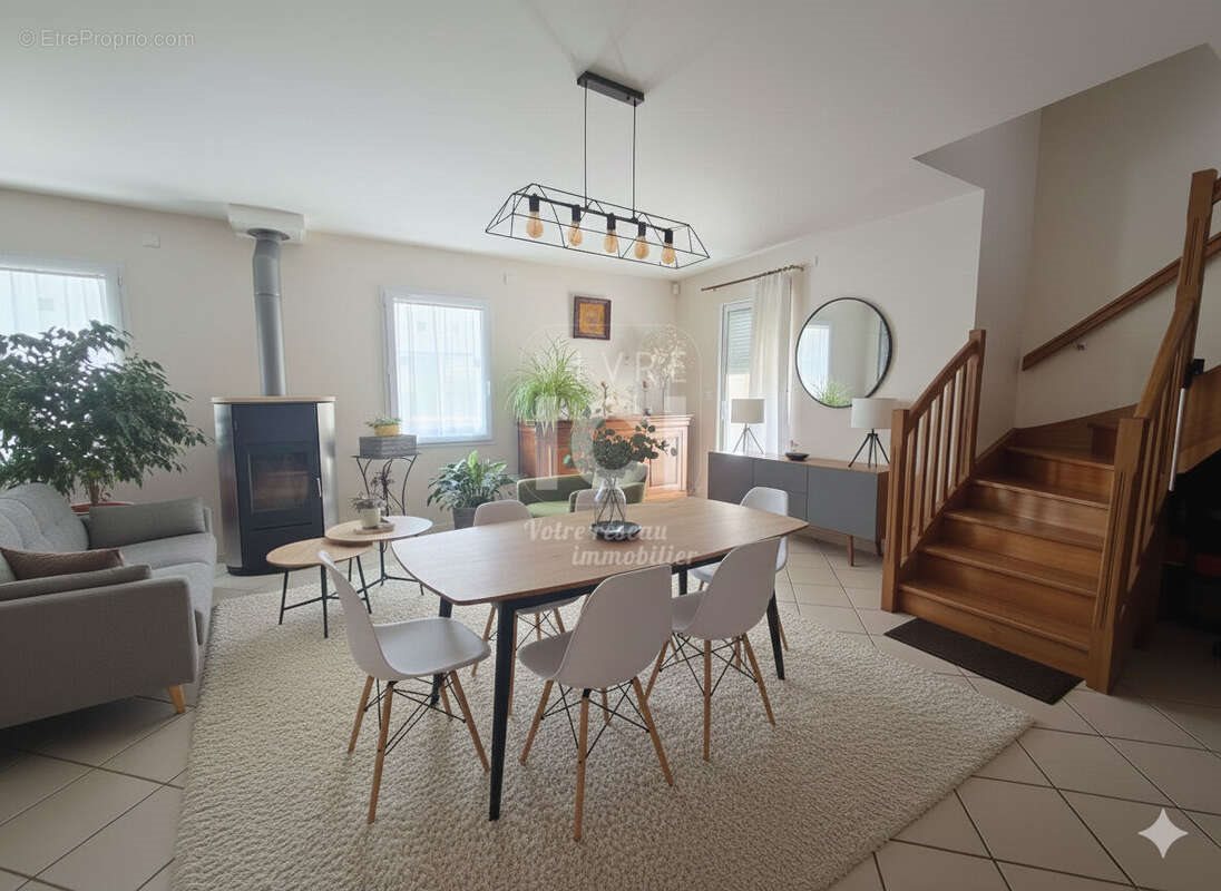 Maison à vendre, 205m², Thouaré-sur-Loire