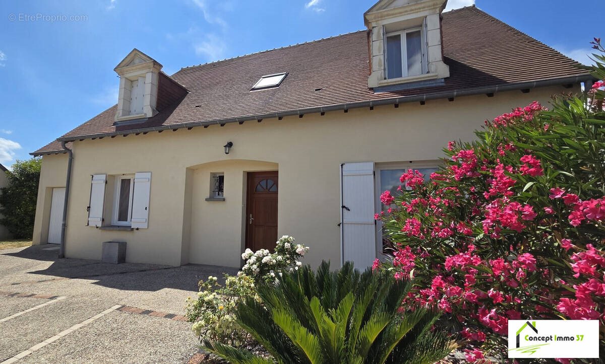 Maison à vendre, 157m², La Ville-aux-Dames