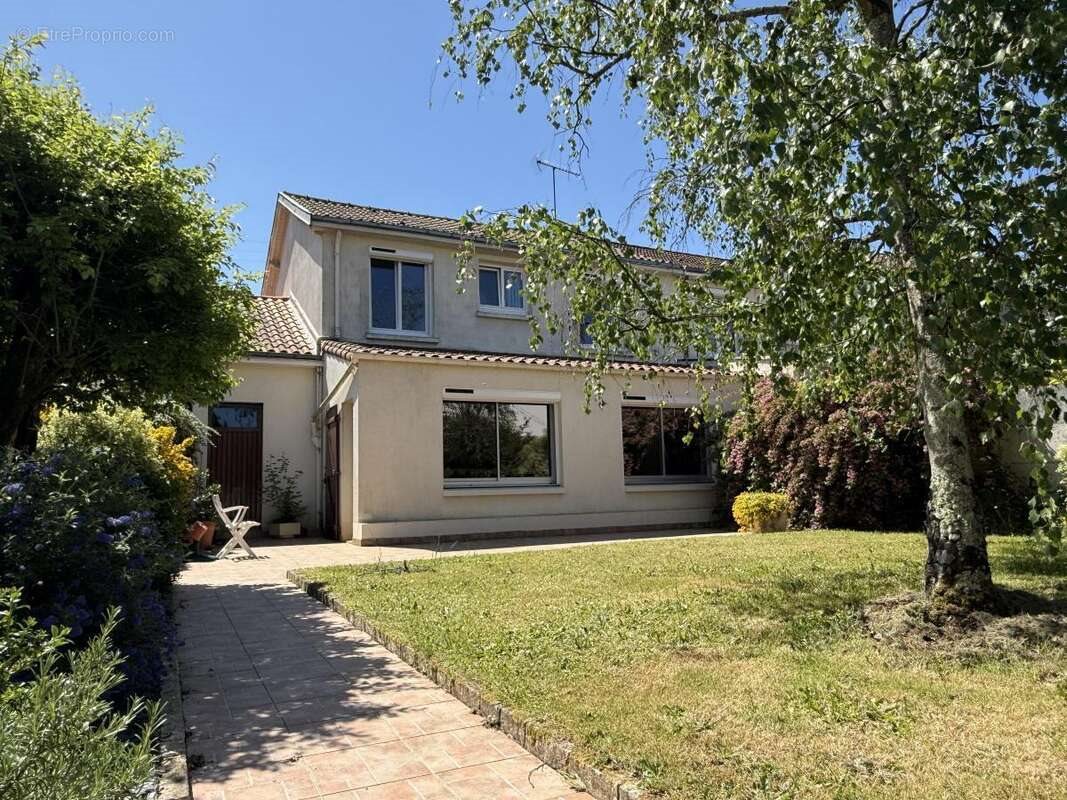 Maison à vendre, 121m², Cholet