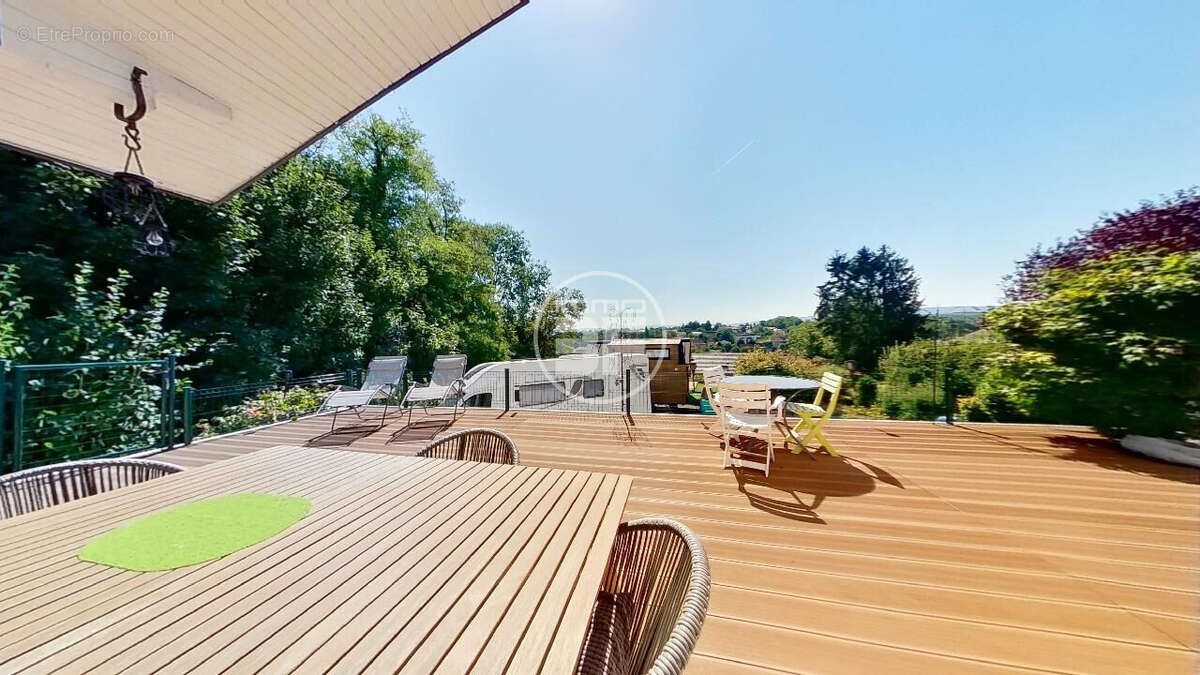 Maison à vendre, 130m², Hégenheim