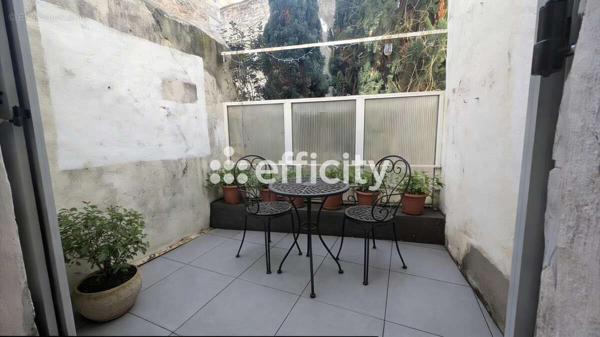 Appartement à vendre, 75m², Arles