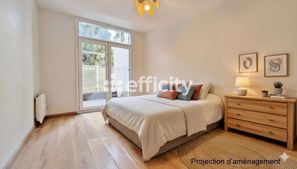 Appartement à vendre, 75m², Arles