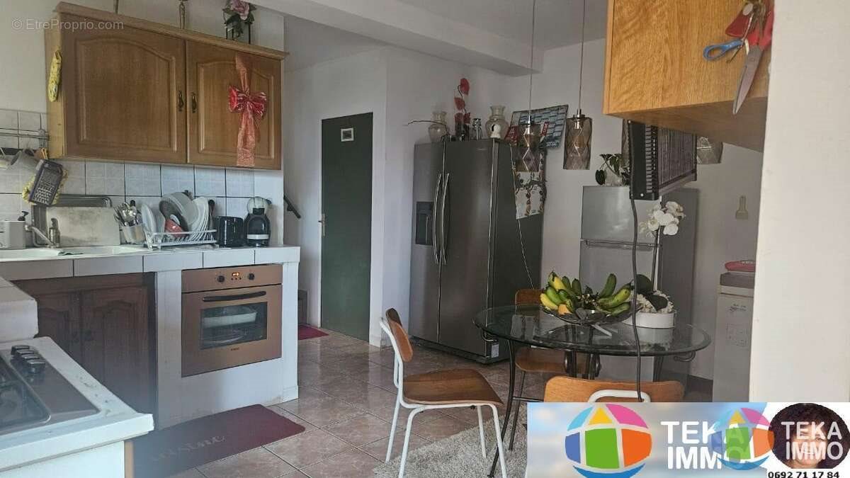 Maison à vendre, 212m², Le Tampon