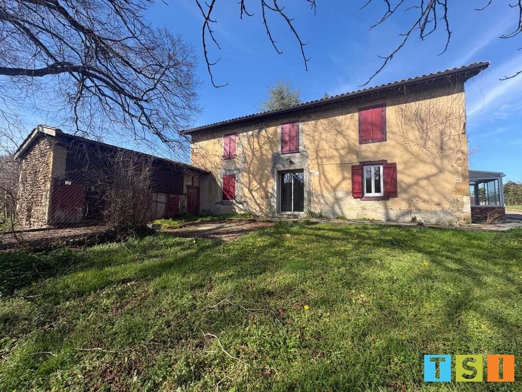 Maison à vendre, 165m², Bazordan