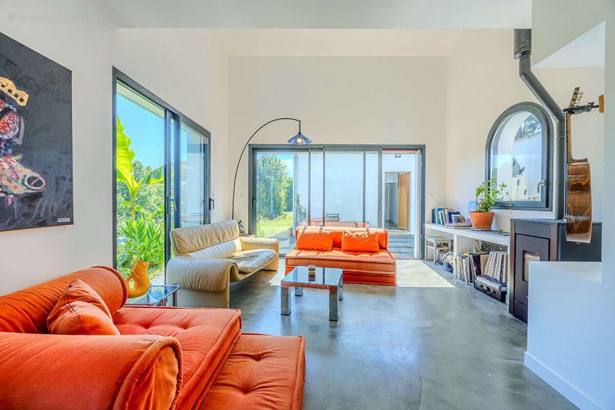 Maison à vendre, 120m², Arbonne