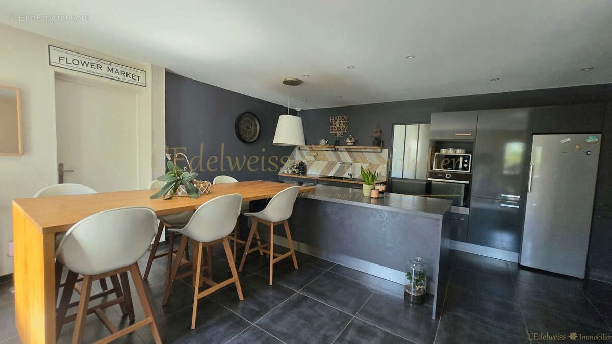 Maison à vendre, 147m², Bouillargues