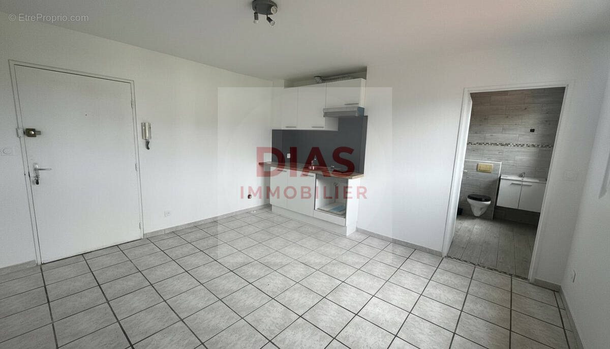 Appartement à vendre, 23m², Pontault-Combault