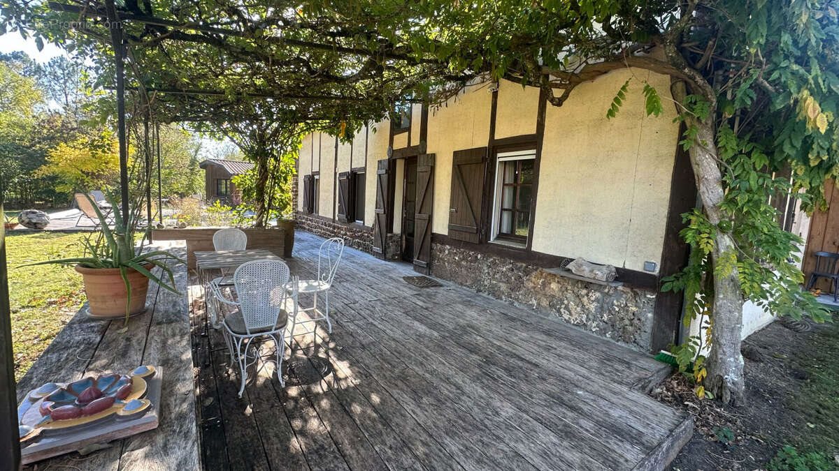 Maison à vendre, 150m², Pissos