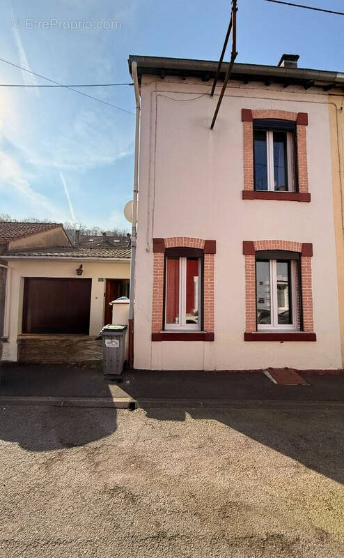 Maison à vendre, 83m², Homécourt