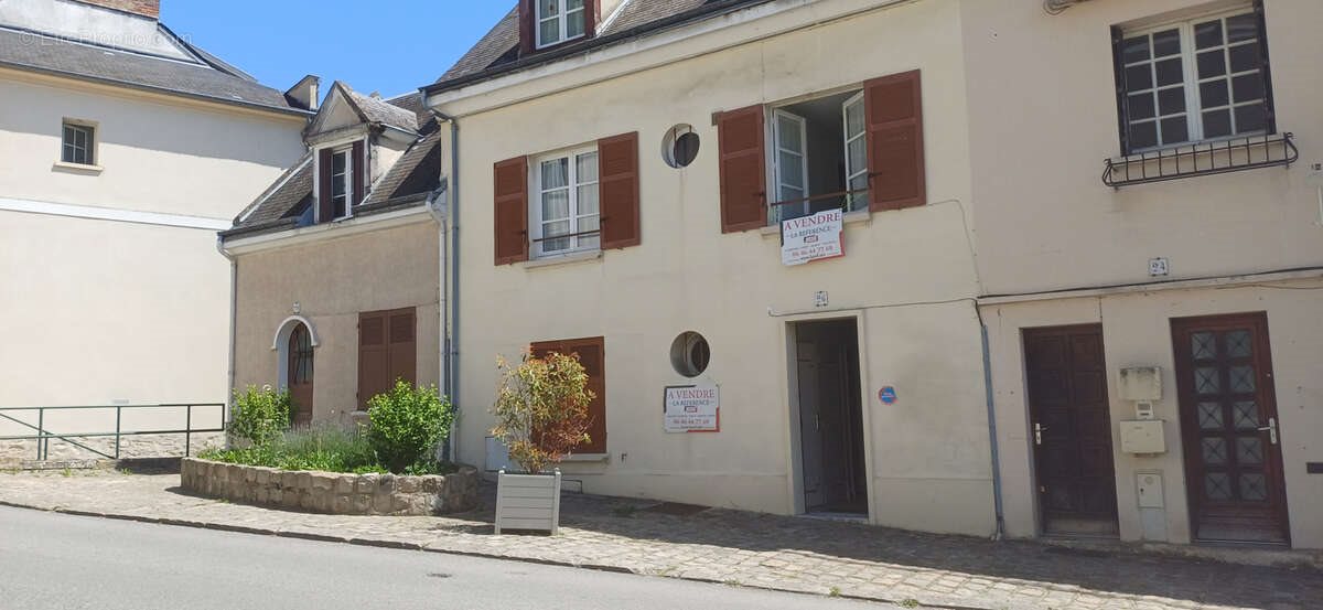 Maison à vendre, 130m², La Roche-Guyon