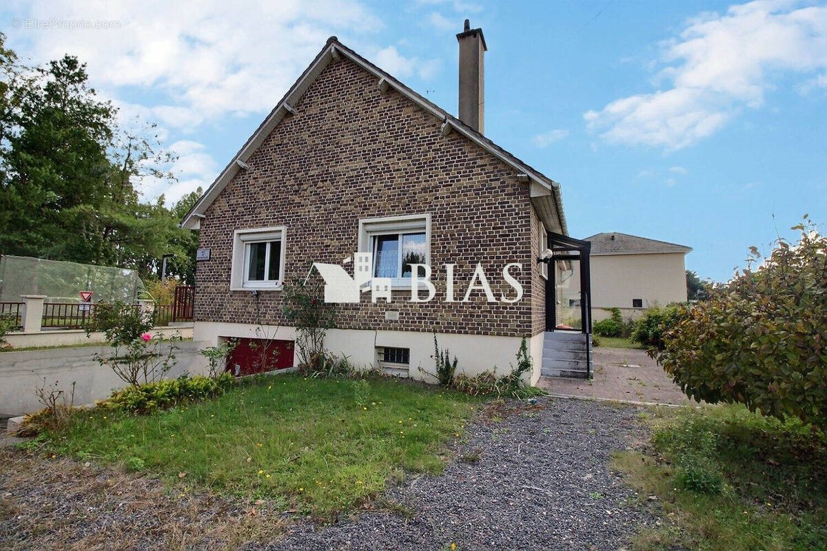 Maison à vendre, 90m², Oissel