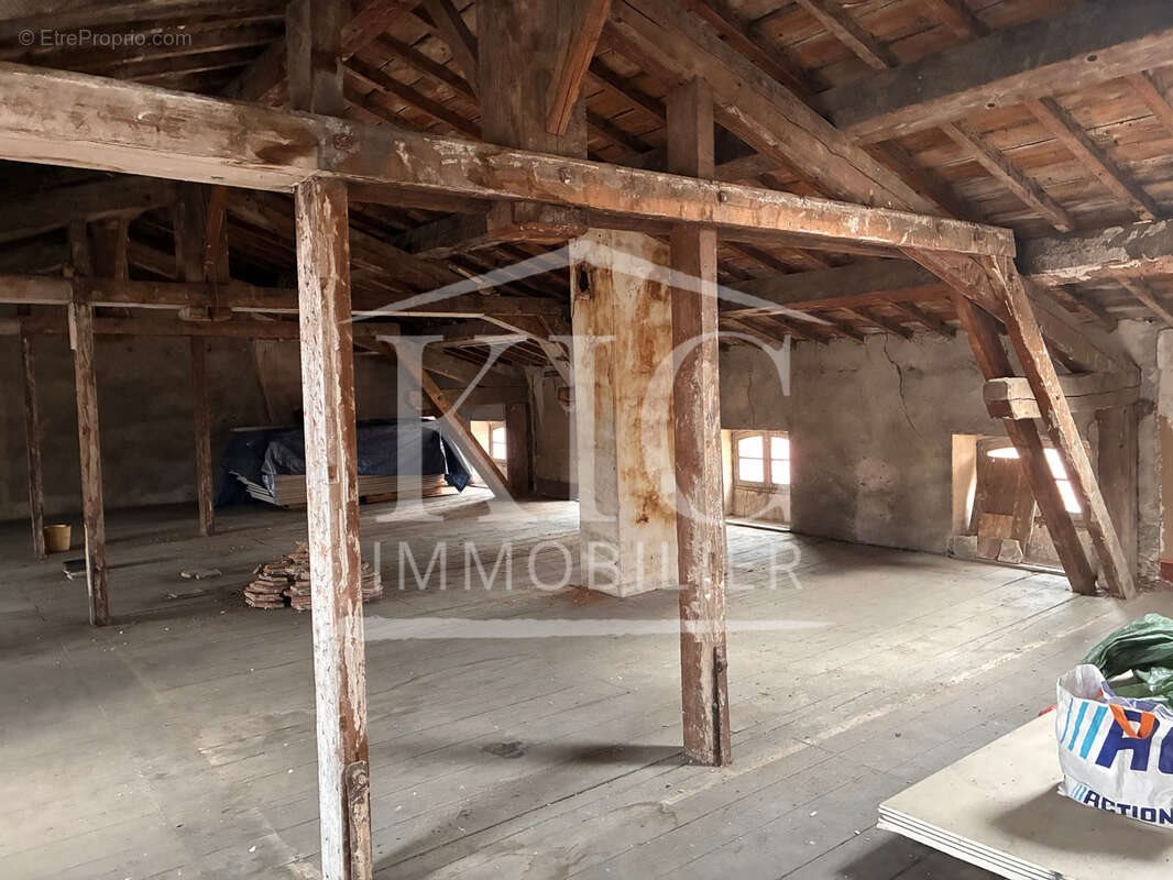 Appartement à vendre, 280m², Carcassonne