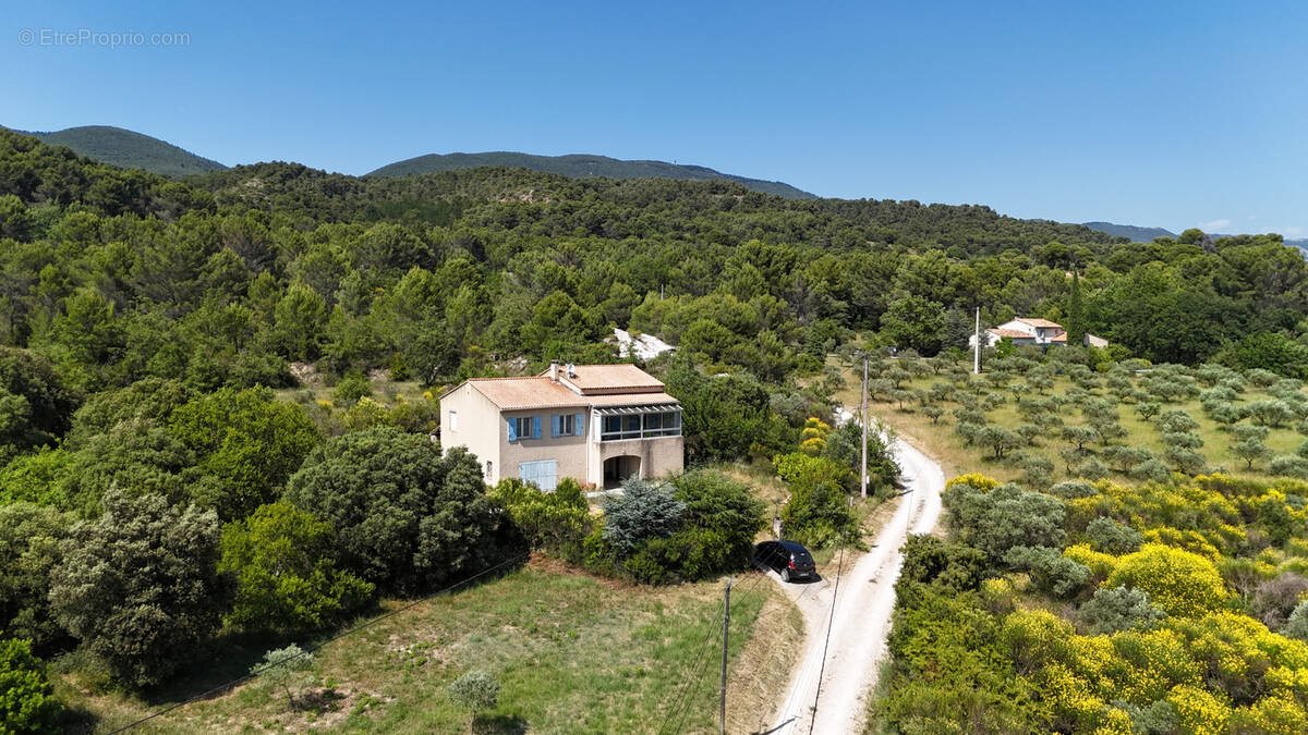 Maison à vendre, 123m², Cucuron