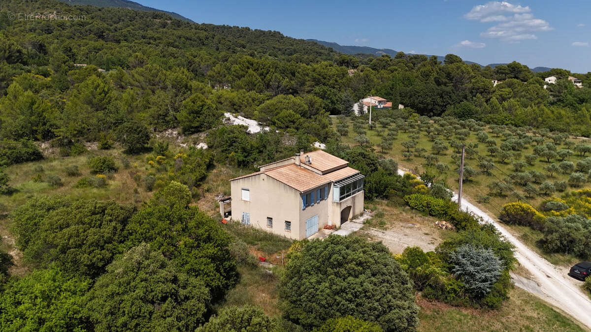 Maison à vendre, 123m², Cucuron