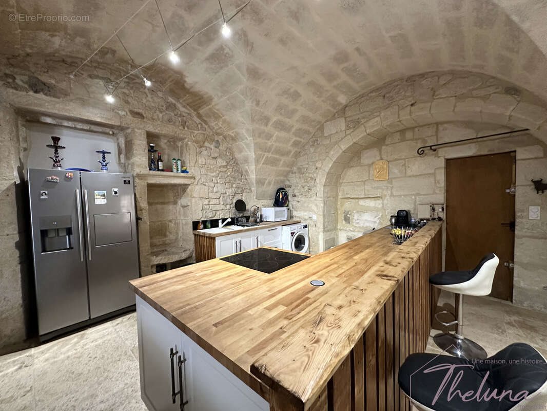 Appartement à vendre, 190m², Beaucaire