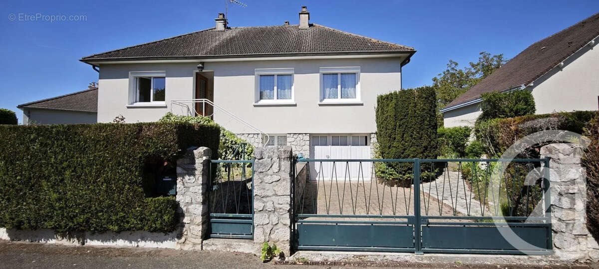 Maison à vendre, 125m², La Chapelle-du-Noyer