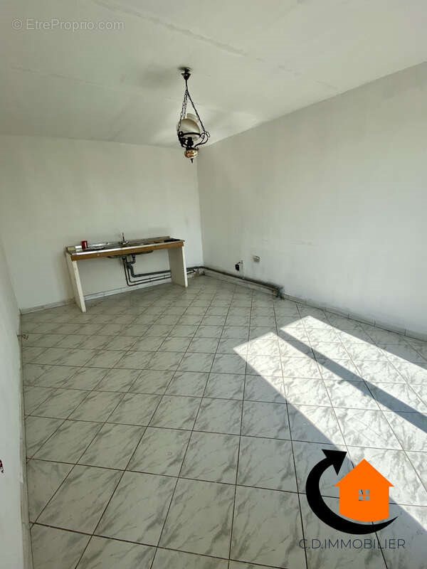 Maison à vendre, 107m², Saint-Victor-de-Buthon