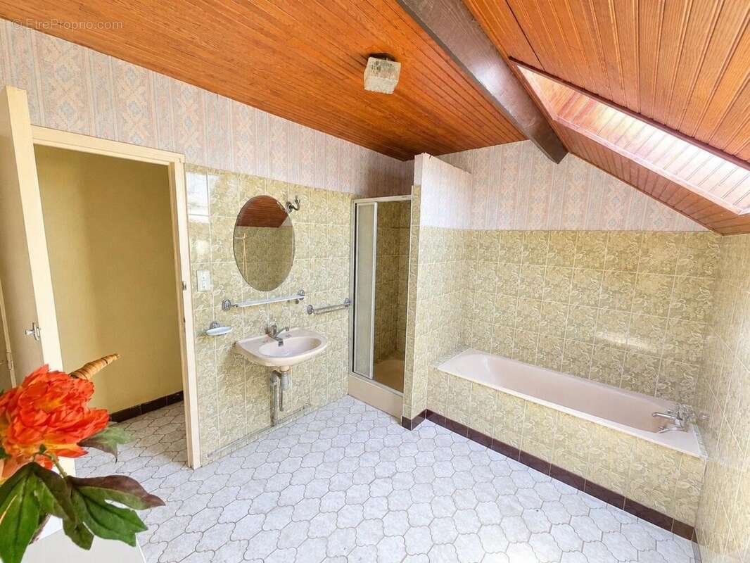 Maison à vendre, 110m², L'Isle-sur-le-Doubs