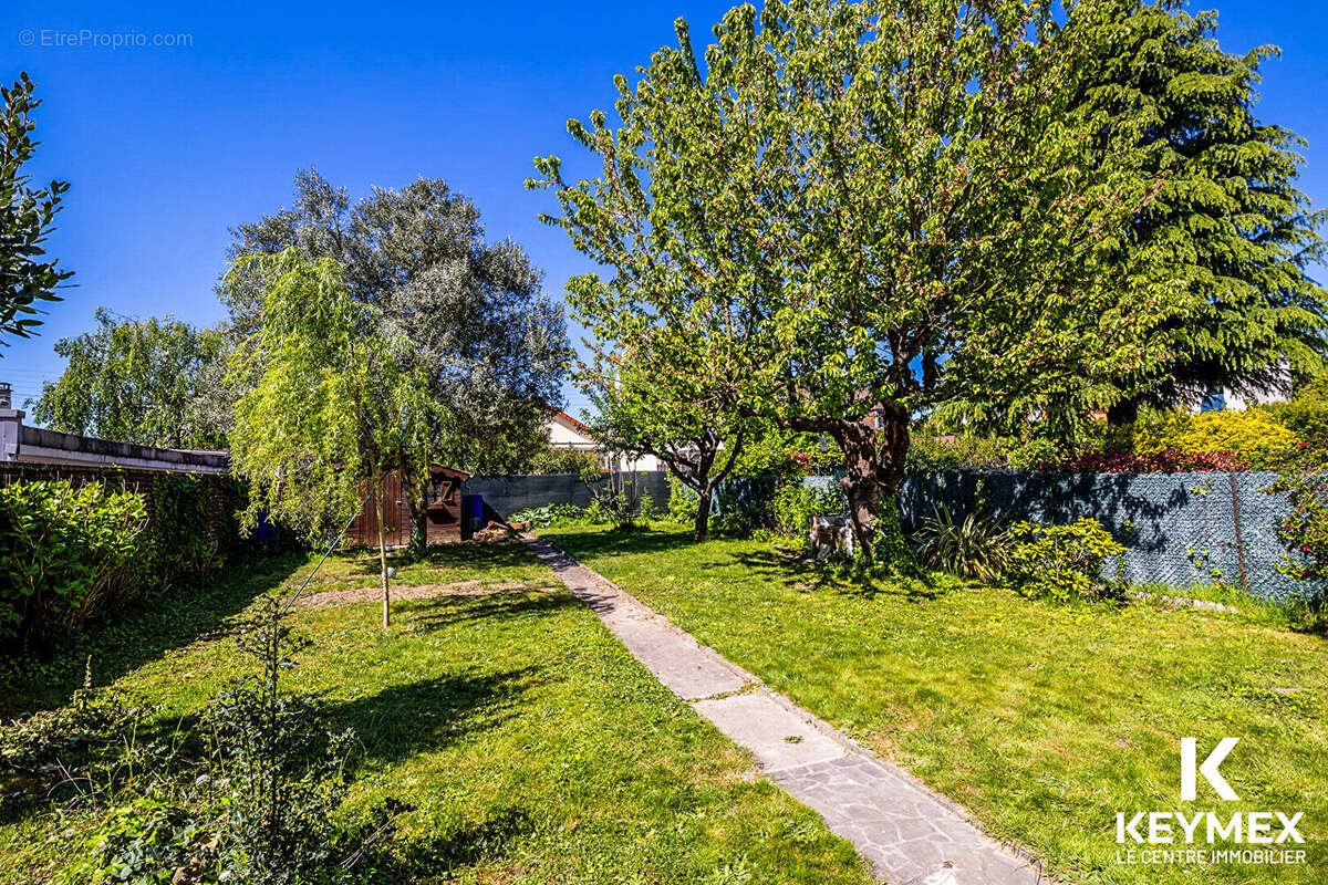 Maison à vendre, 79m², Domont