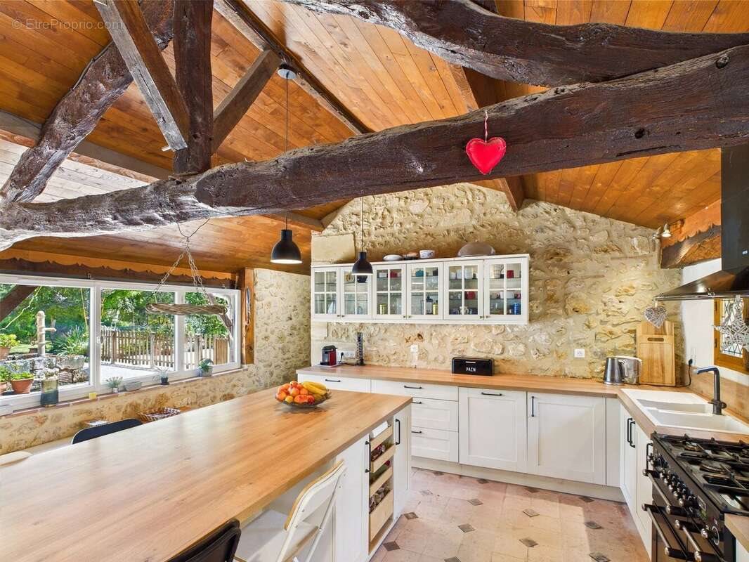 Maison à vendre, 300m², Bergerac