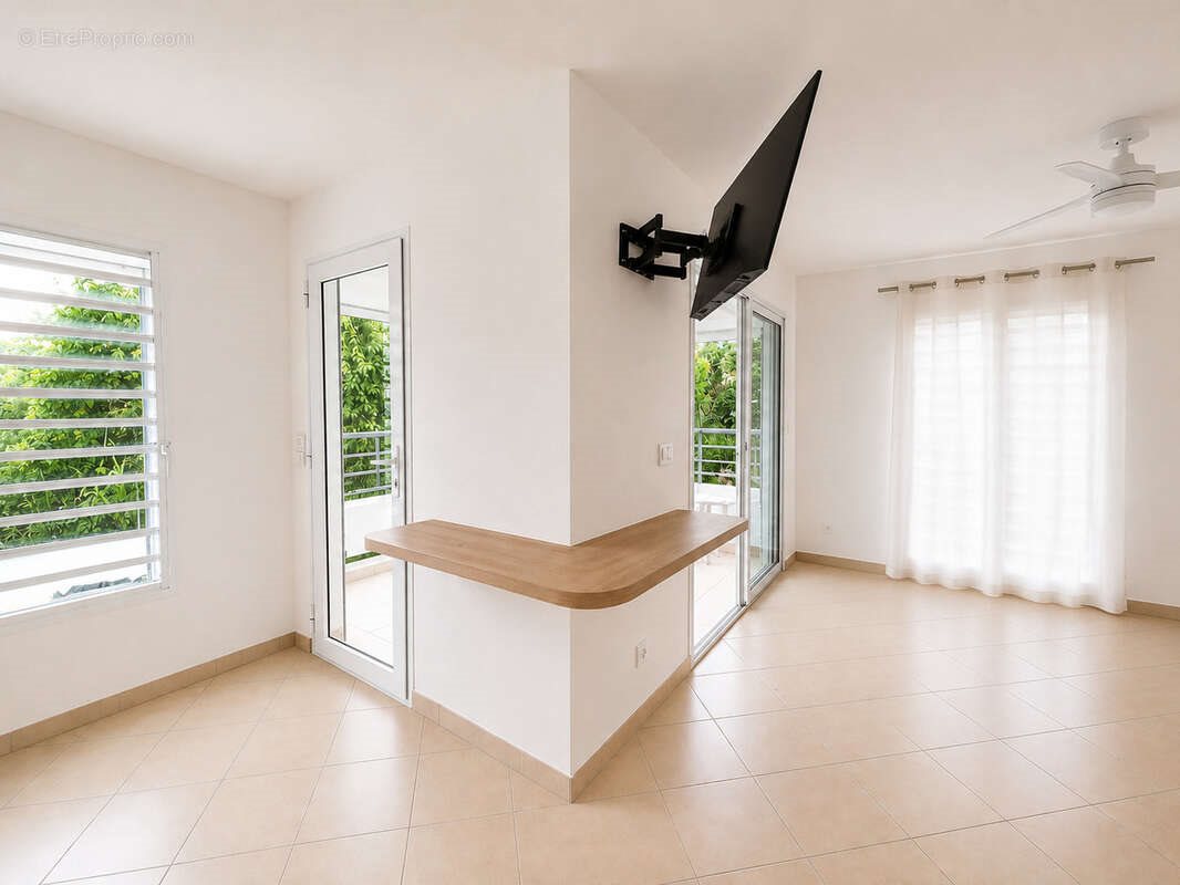 Appartement à vendre, 58m², Les Abymes
