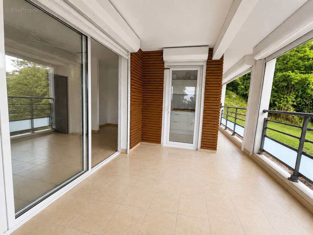 Appartement à vendre, 58m², Les Abymes