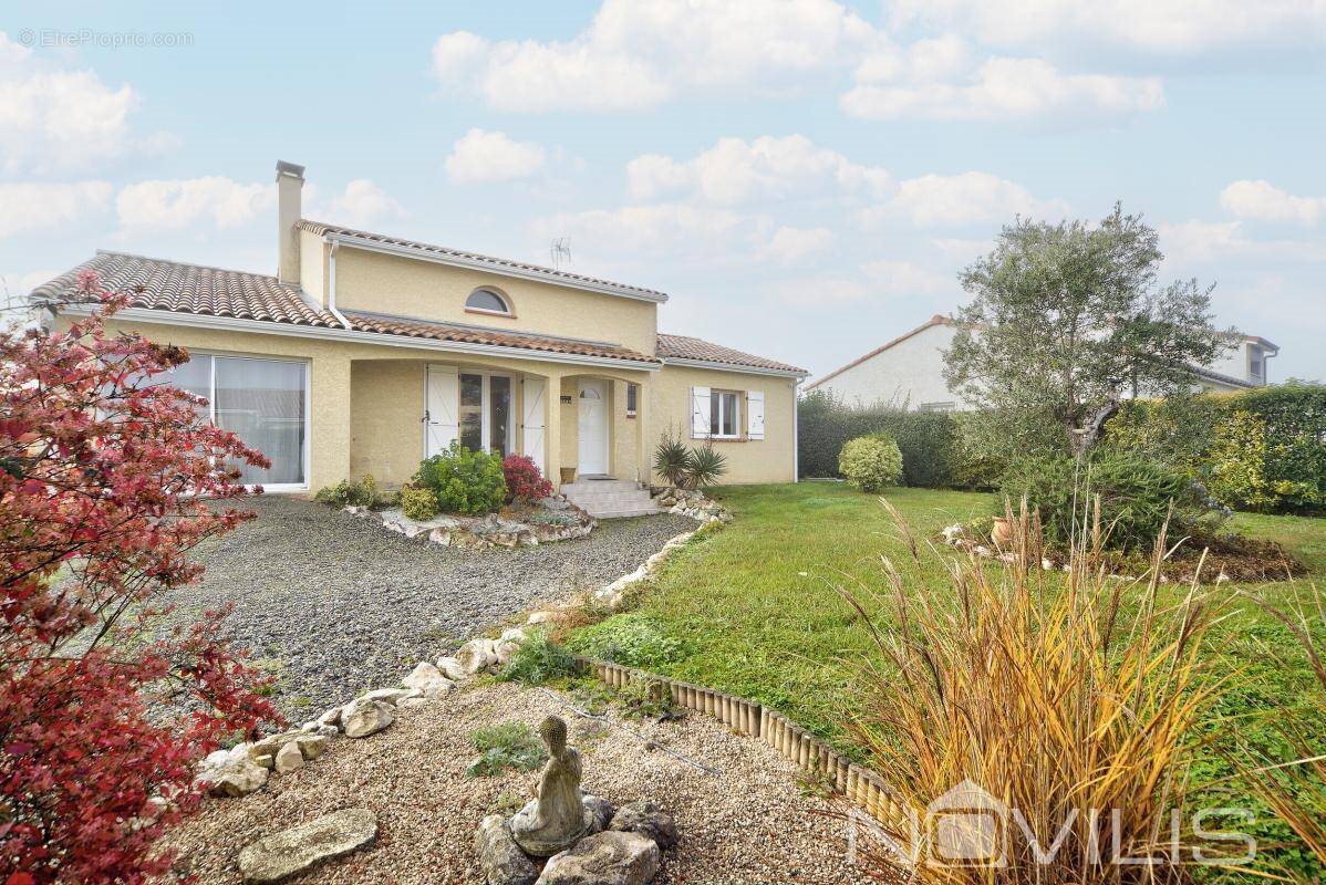 Maison à vendre, 140m², Lamasquère