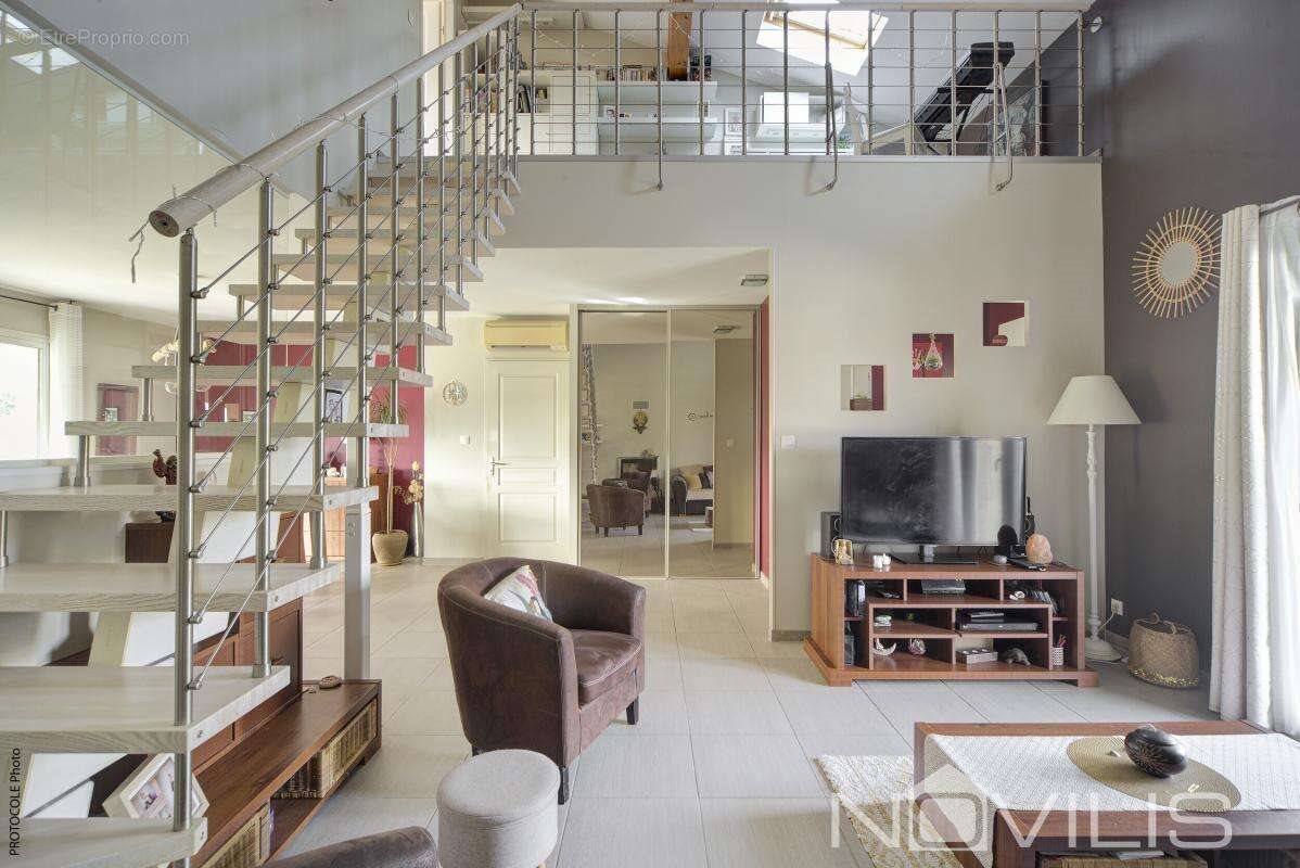 Maison à vendre, 140m², Lamasquère
